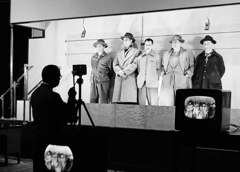 Experimental Police Lineup