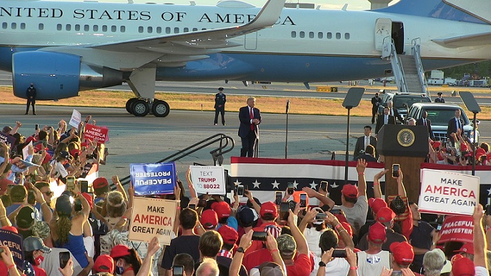Trump Rally - MHT Trump with AF1