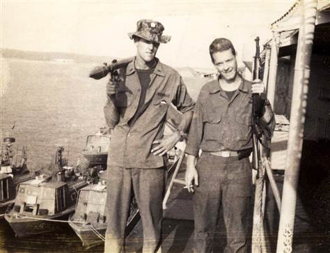 John Kerry magic hat