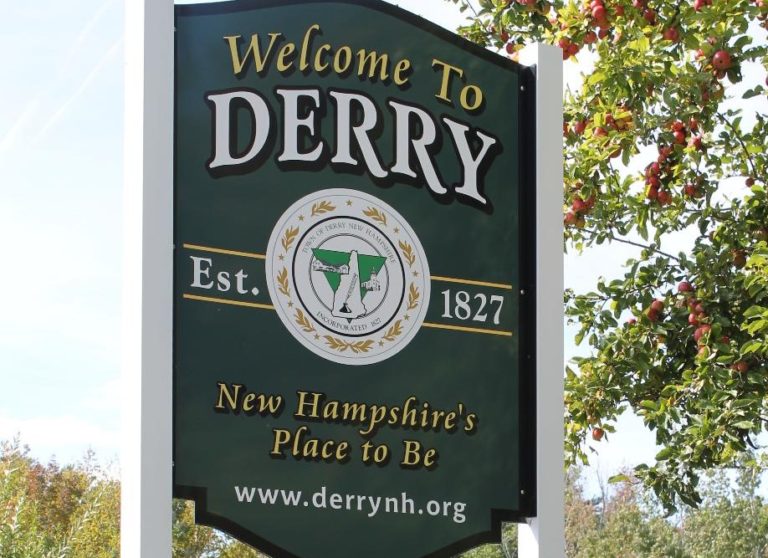 Derry NH sign