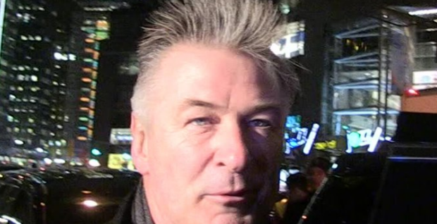 Alec Baldwin - Twitter screen grab (Jack Prosobeic