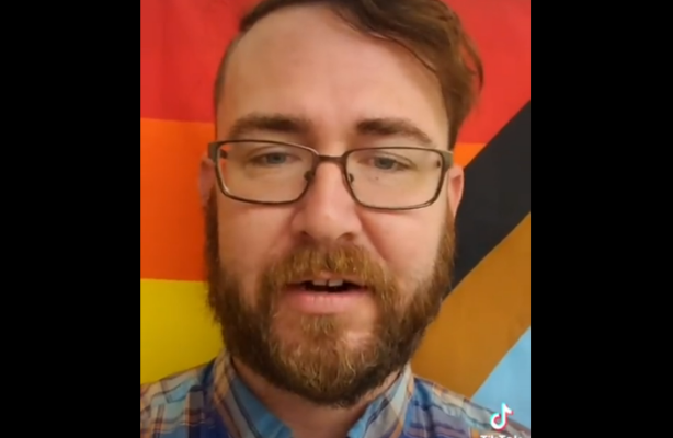 Thomas Martin-Edwards Twitter screen grab - transition closet