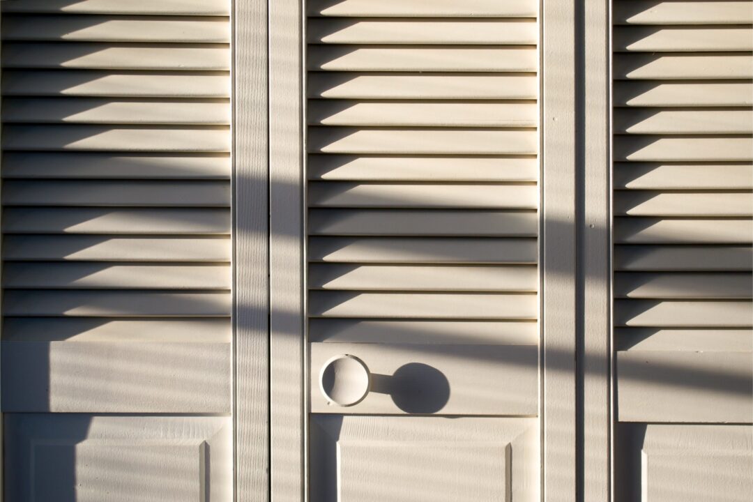 closet doors Photo by Steve Johnson on Unsplash