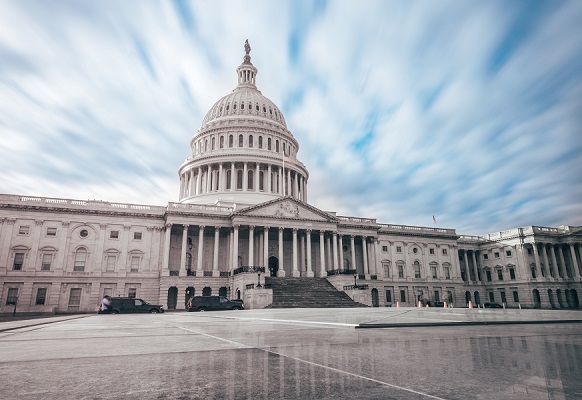 US Capitol Building Original Photo by Andy Feliciotti on Unsplash