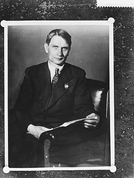 Trofim Lysenko Russische_Natuurkundige_Lysenko,_Bestanddeelnr_910-1406 Wikileaks Commons Creative Commons CC0 1.0 Universal Public Domain Dedication