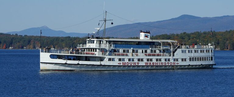 Mount Washington Cruise Ship Lake