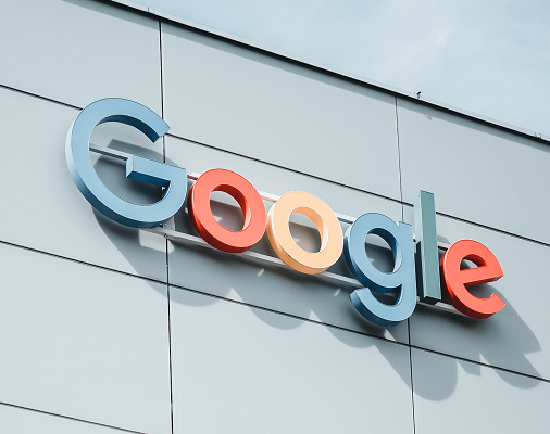 Google original Photo by Alex Dudar on Unsplash