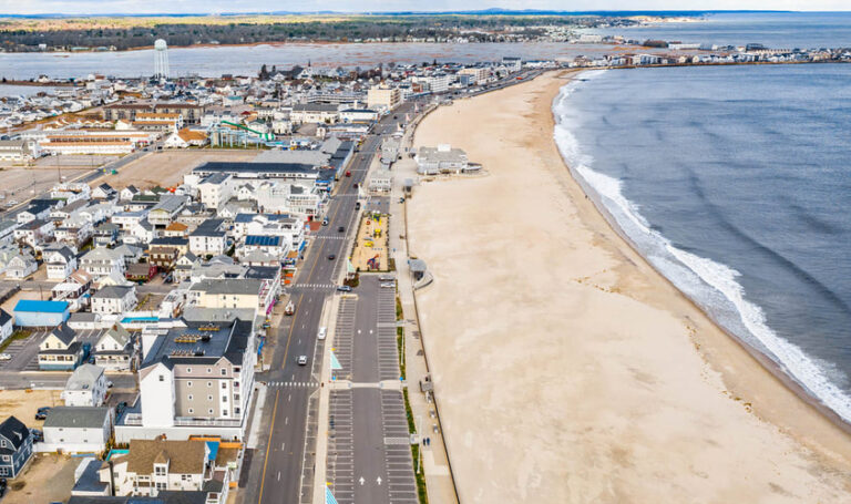 Hampton Beach High Tide 2020 For educational use only