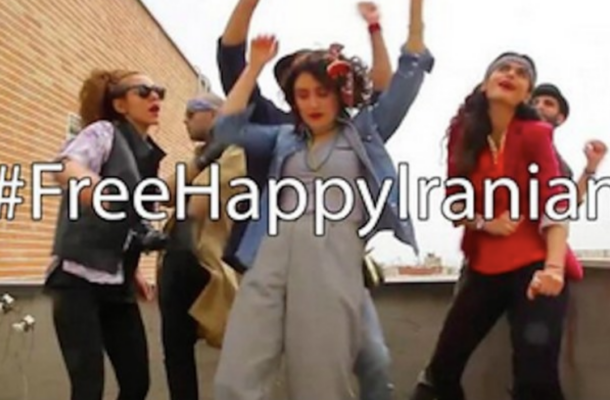 Iranian women dancing - imagr provded by author