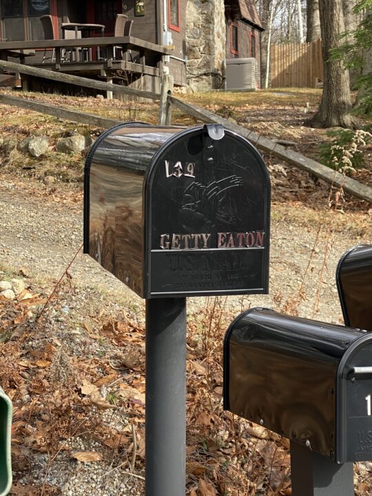 Dan Eaton Getty Eaton mailbox