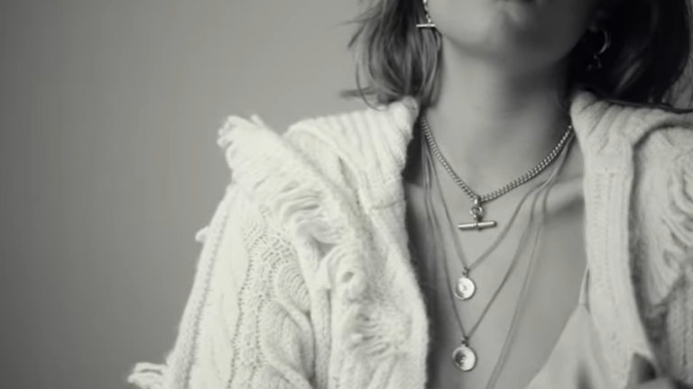 Jewelry woman necklaces