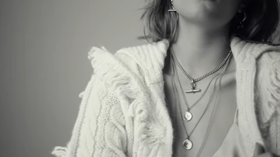 Jewelry woman necklaces