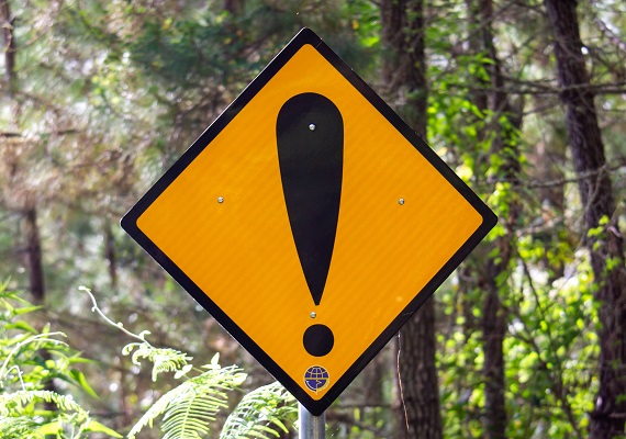 Caution sign exclamation Photo by Muhammad Daudy on Unsplash