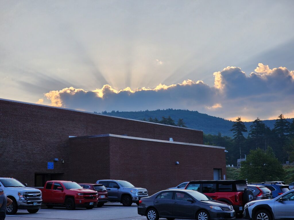 Morning cloud and sun 2 Skip