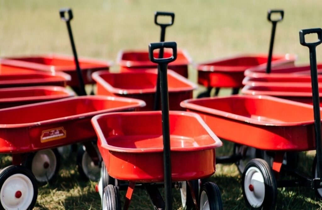 circle of little red wagons