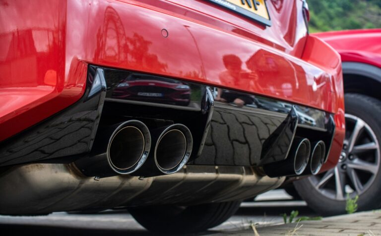 sports car tailpipes exhaust
