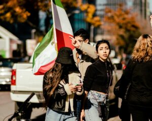 Women Iran freedom protest