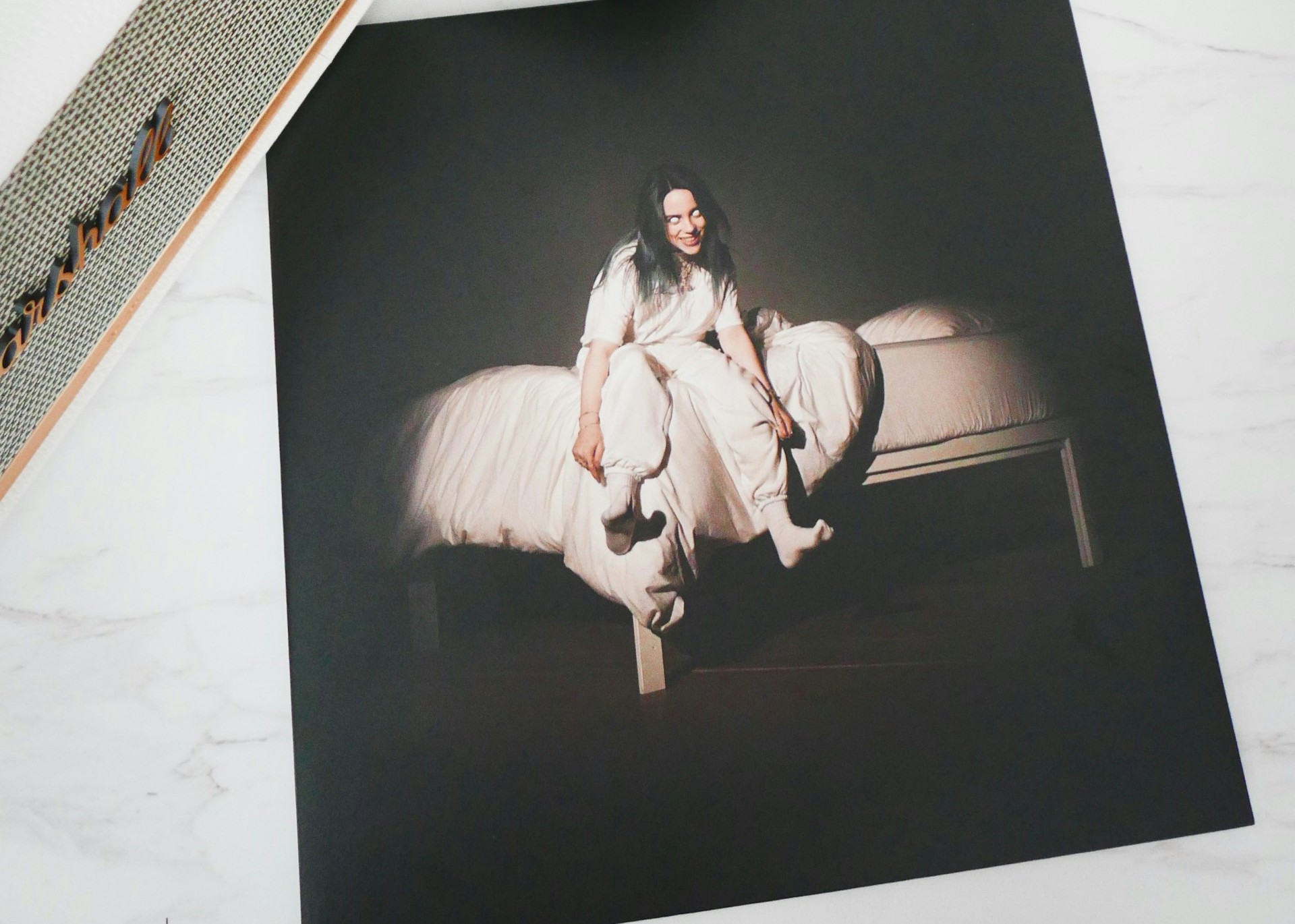 Billie EIlish labumn cover