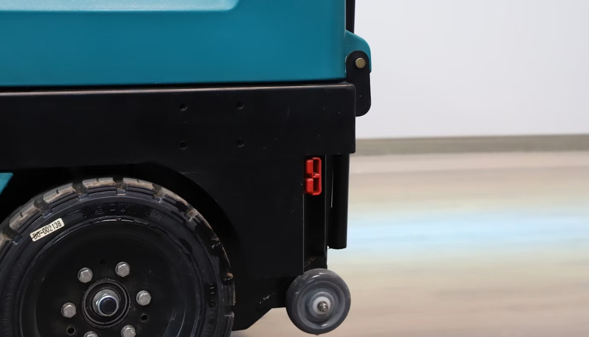 floor scrubber machine left rear tire