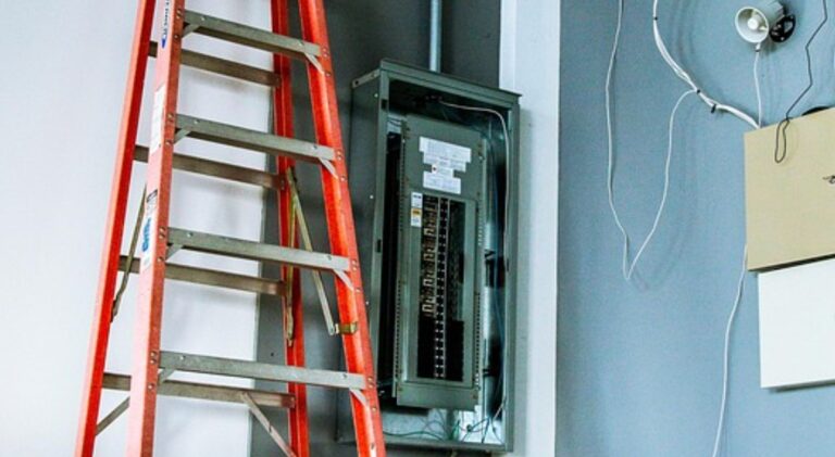 circuit breaker panel