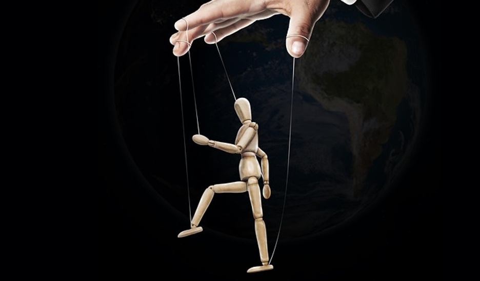 puppeteer marionette puppet strings