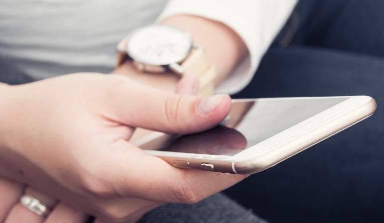 woman smartphone texting
